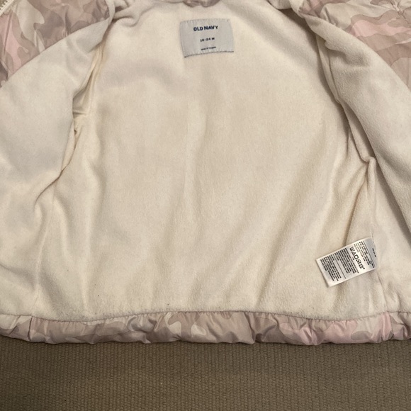 Old Navy Jackets & Coats Old Navy Pink Camo Puffer Jacket Coat Size